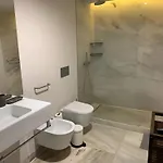 Finestay 8 Building With Balcony And View *