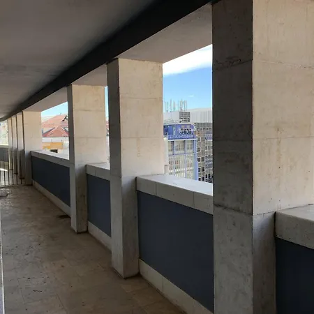 דירה Finestay 8 Building With Balcony And View ליסבון